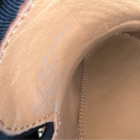 Tory Burch Python Snakeskin Embossed Leather Chunky Heel Pump Loafers, 5.5, NEW - Picture 16 of 17